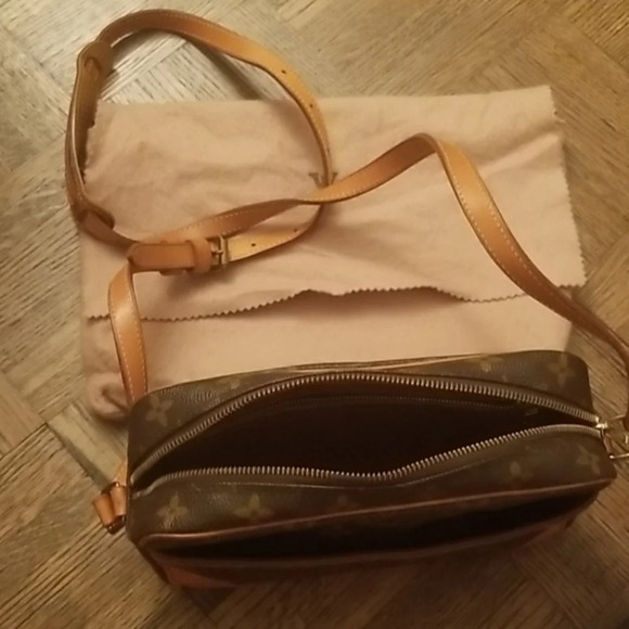 Louis Vuitton Monogram Trocadero Crossbody Bag - Picture 8 of 16